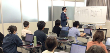 実務に合わせたオーダーメイドができる