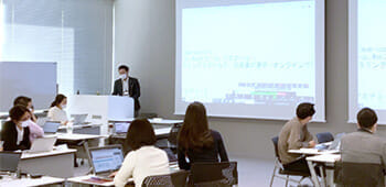 1995年から培われたIT教育ノウハウ