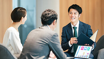 全社への横展開を見据えた初期設計をサポート
